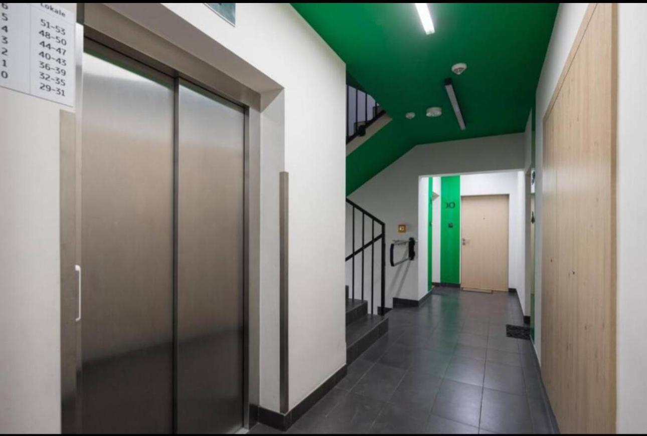 Shiraz Trio Apartament 바르샤바 외부 사진